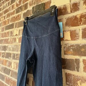 Blue High Waist Leggings with Stretchy Fabric
